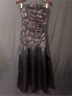Debut Vintage Y2K Evening Gown